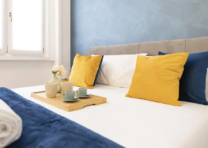 Easylife - - Aurispa 2 - Navigli *